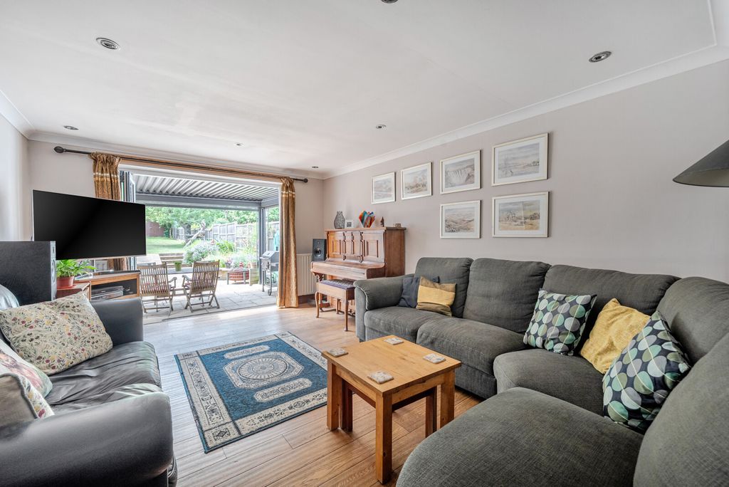 Property photo 2 of 22 1482137-16-6A3E6A...