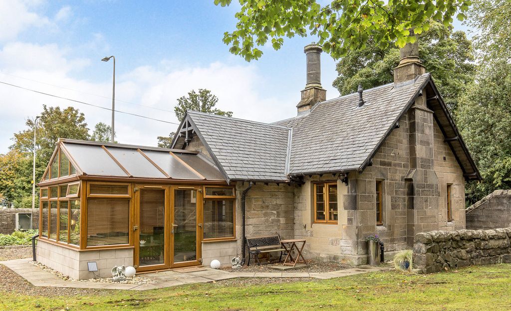 Property photo 3 of 21 Allied-Surveyors-Scotland-West-Ingliston-Cottage-1