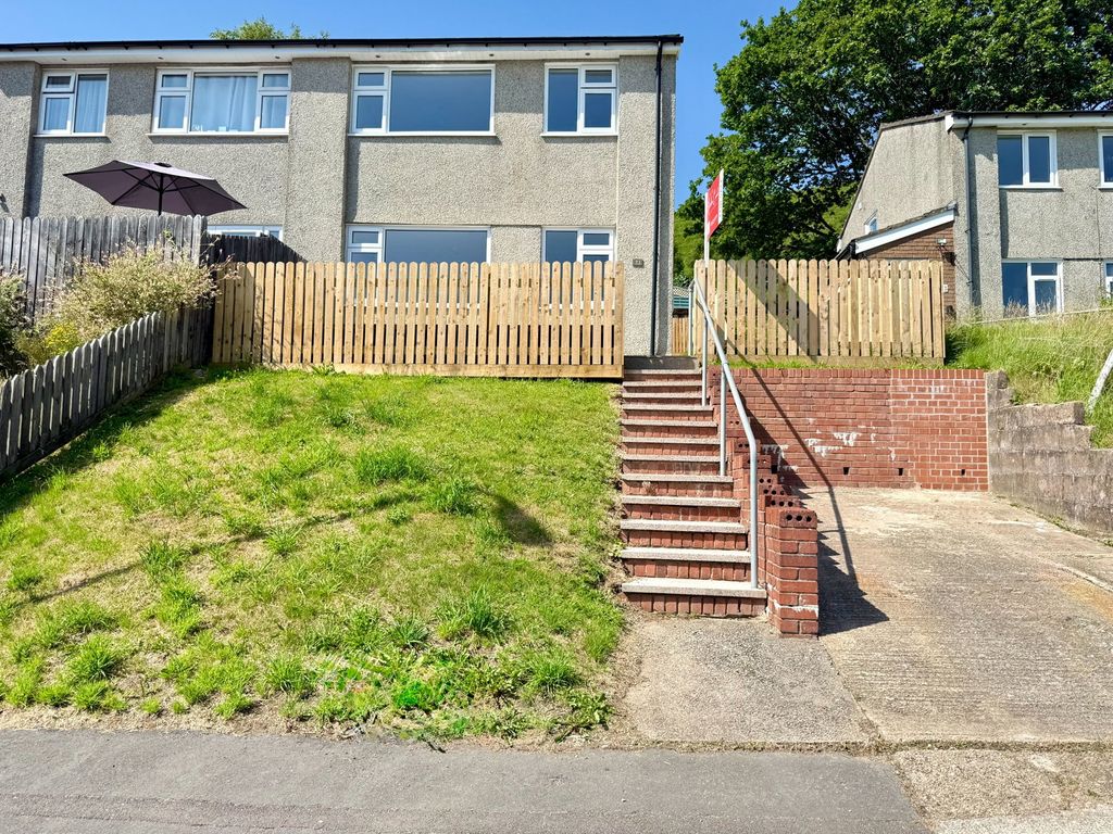 Property photo 2 of 37