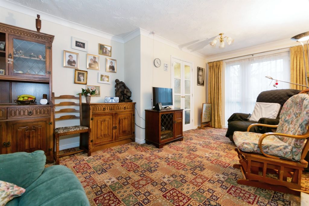 Property photo 3 of 13