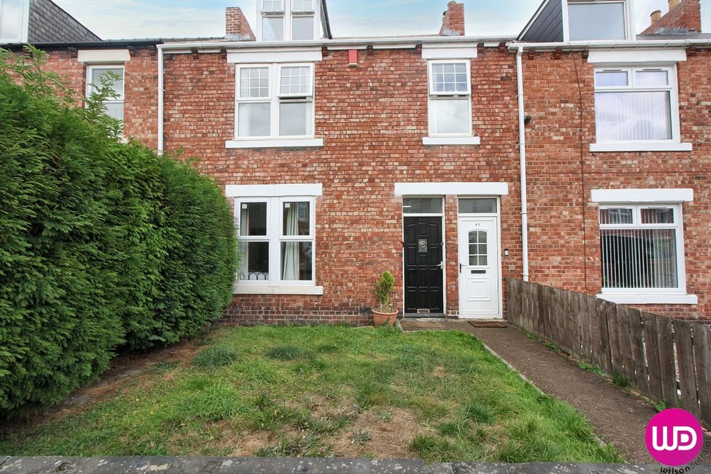 Property photo 1 of 18