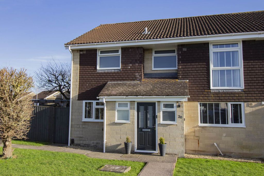 Property photo 1 of 23