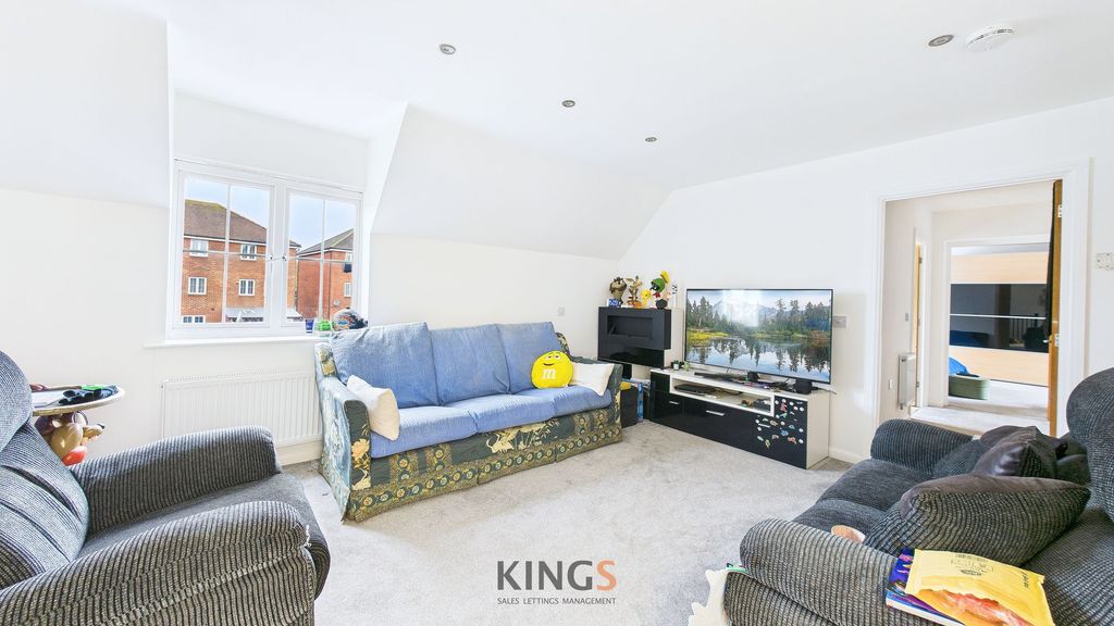 Property photo 2 of 9 Living Room