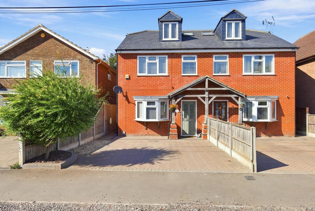 Property photo 1 of 23