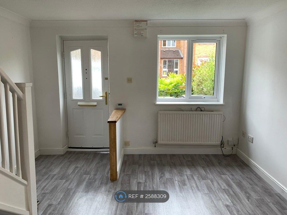 Property photo 3 of 11