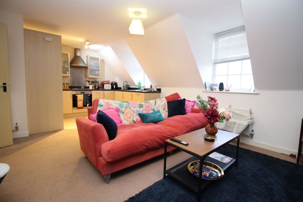 Additional image 6 of 2 bed flat for saleOld School Court, Fareham PO16