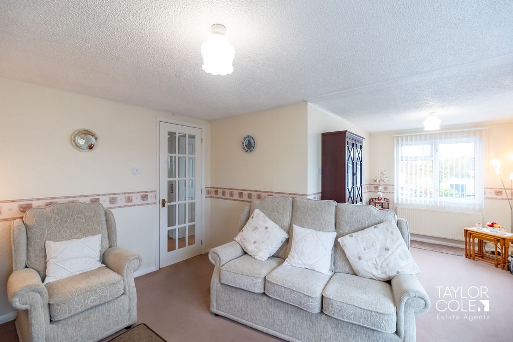 Property photo 3 of 18