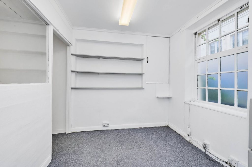 Property photo 2 of 15 Picture No. 01