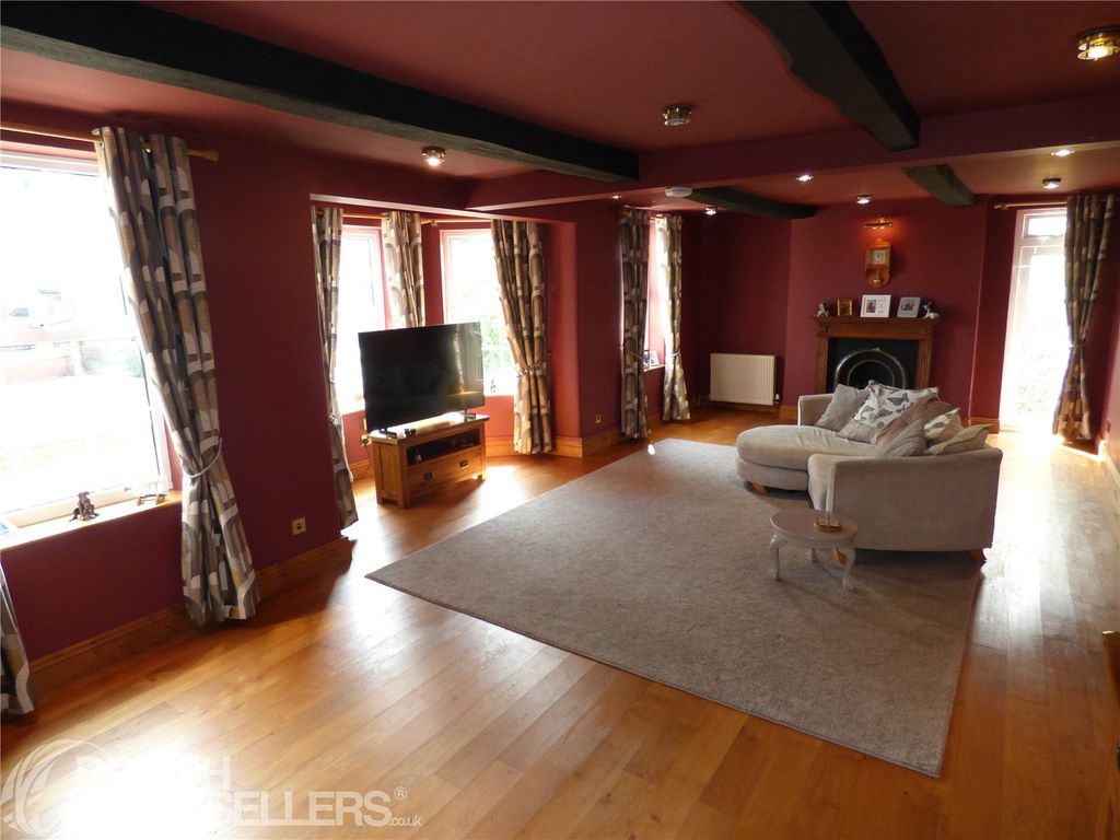 Property photo 3 of 43 Picture No. 08