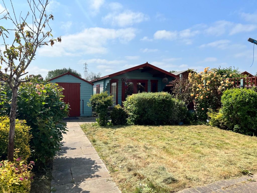 Property photo 2 of 7 Garden Eden Grove.Jpg