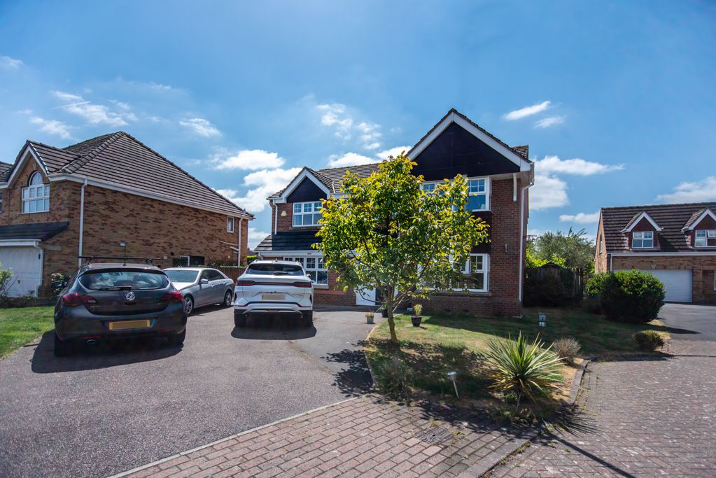Property photo 2 of 50