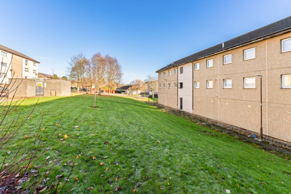 Property photo 3 of 20