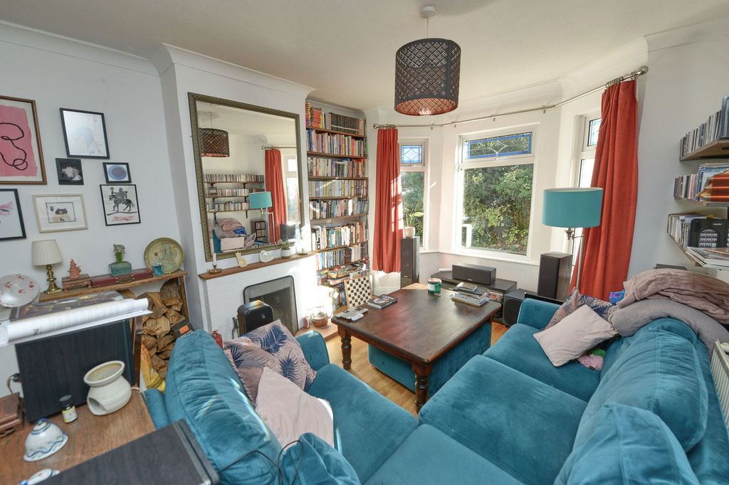 Property photo 3 of 15