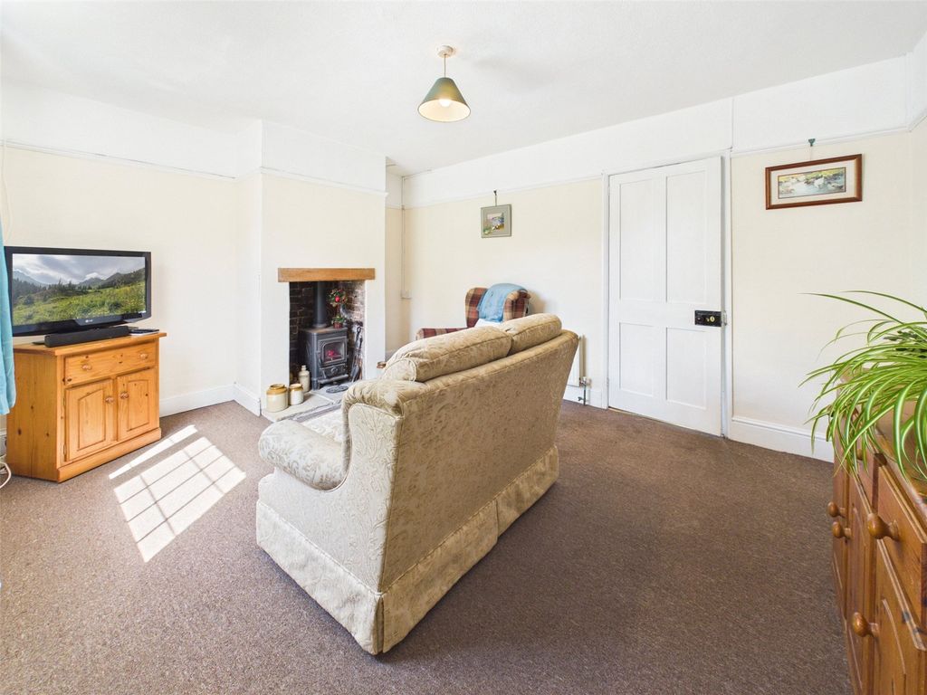 Property photo 3 of 14 Living Room