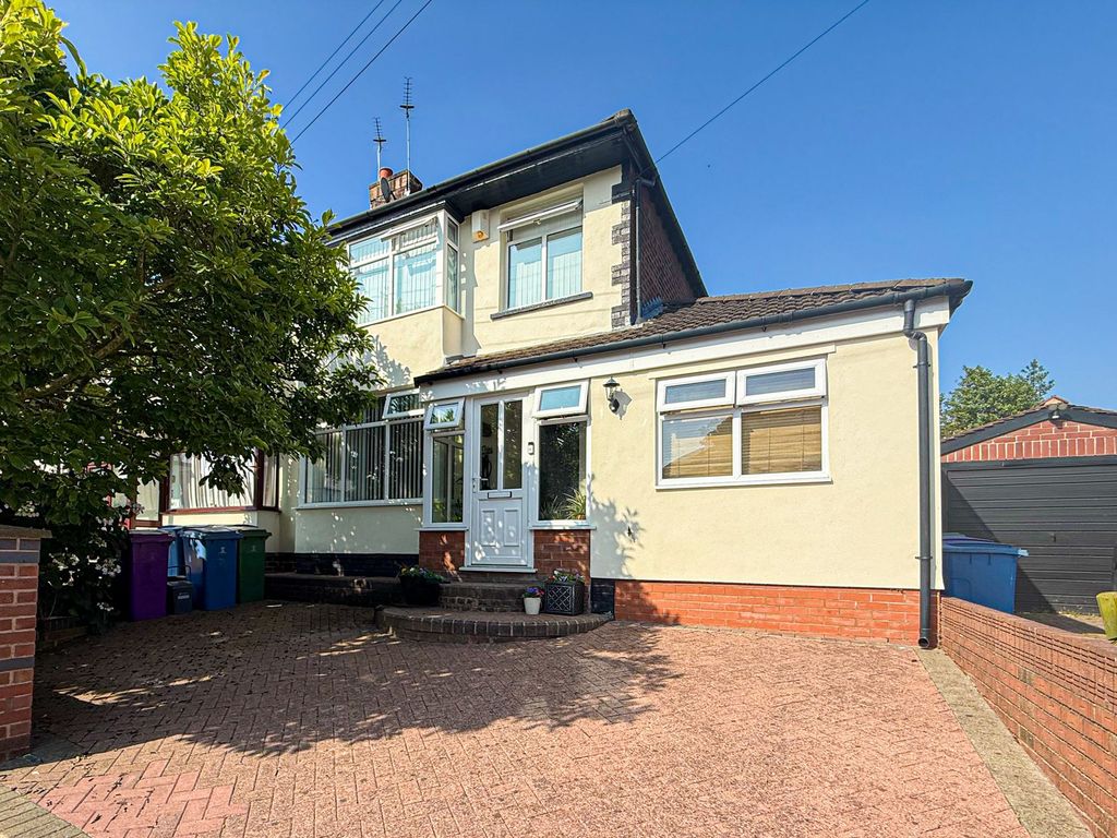 Property photo 1 of 23