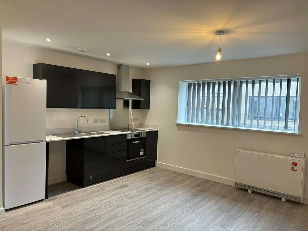 Property photo 1 of 5 Catherine House Flat 11  Kitchen.Jpg