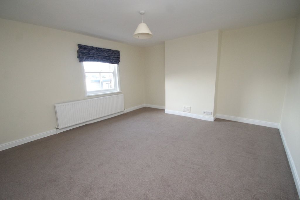 Property photo 2 of 9 Picture No. 06