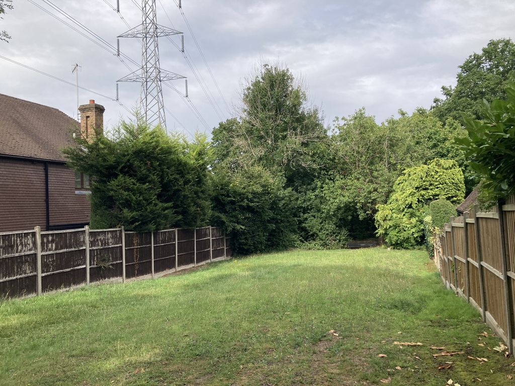 Property photo 3 of 6 Photo 3