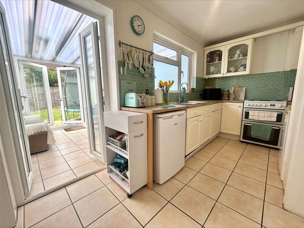 Property photo 2 of 14 Picture No. 05