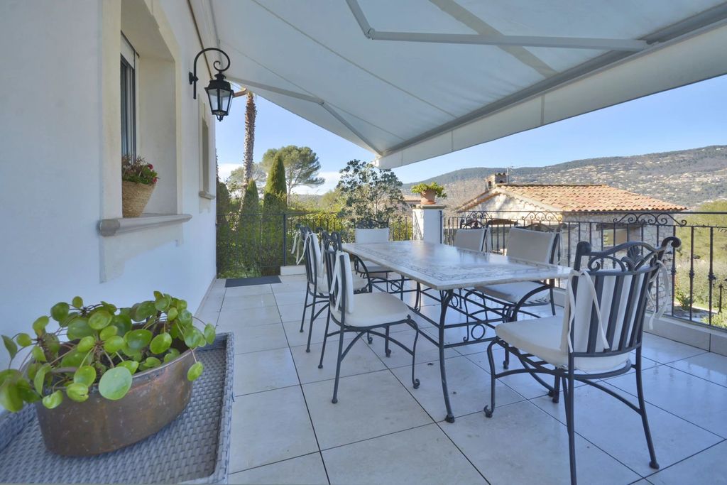 Property photo 3 of 37