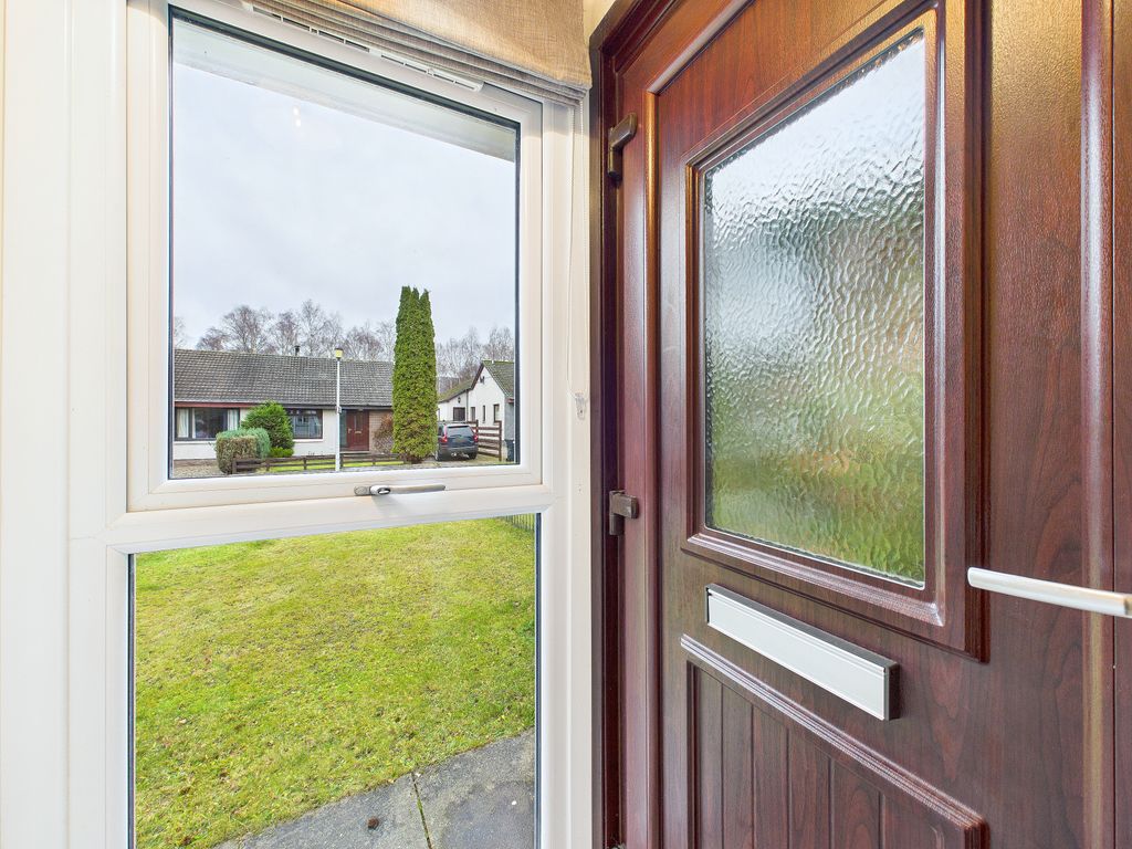 Property photo 2 of 24