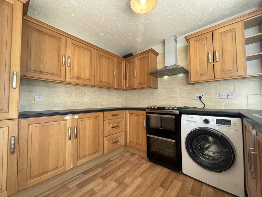 Property photo 2 of 9 Picture No. 05