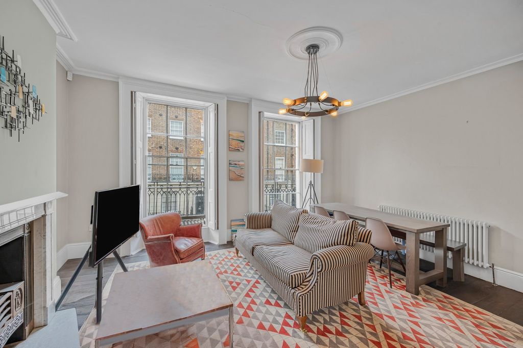 Property photo 2 of 14 Picture No. 12