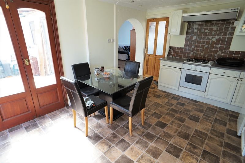 Property photo 3 of 13 Kitchen