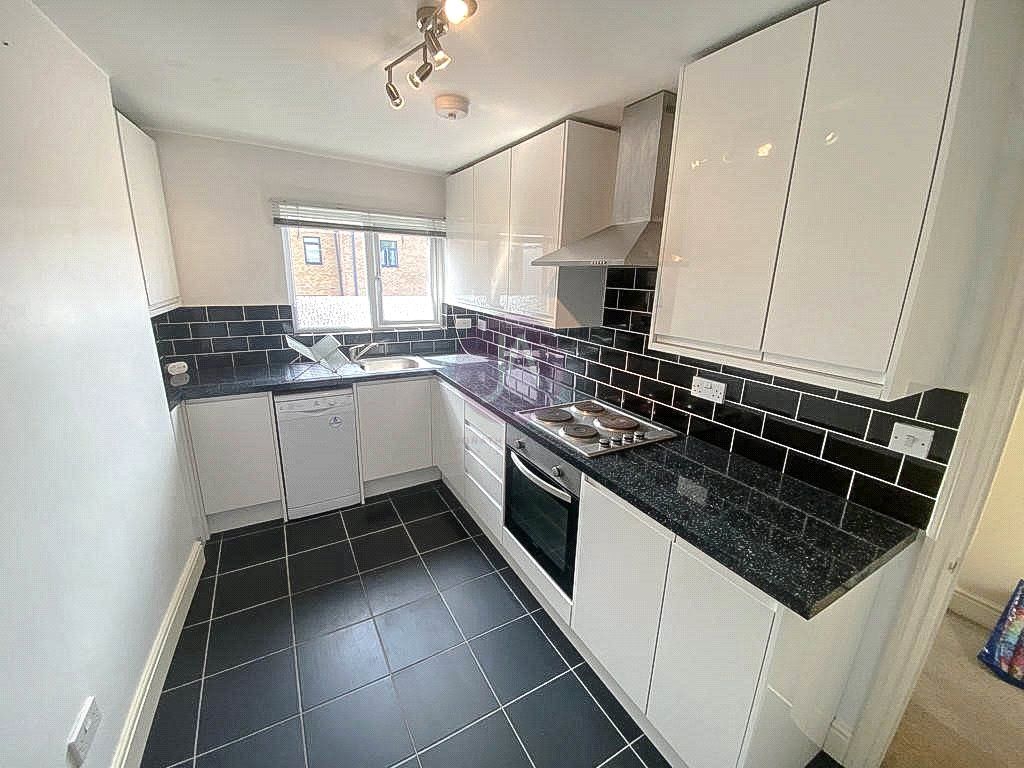 Property photo 2 of 13 Picture No. 10