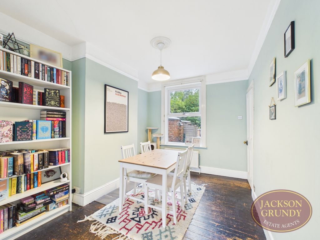 Property photo 3 of 16 Adnitt Road