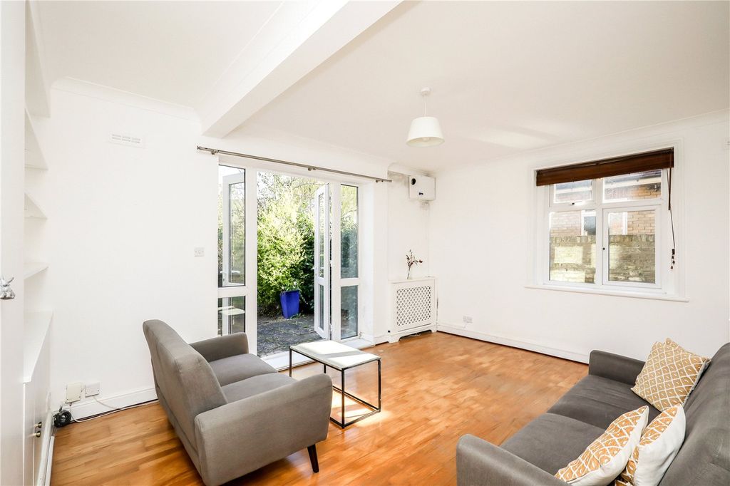 Property photo 2 of 11 Picture No. 15