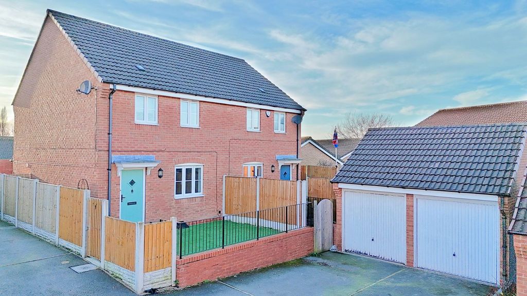 Property photo 1 of 20