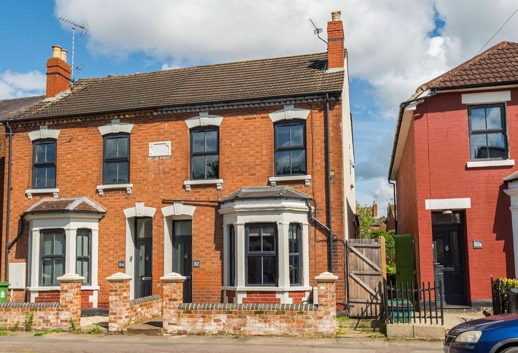 Property photo 1 of 13 Photo 13