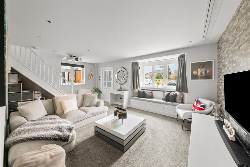 Property photo 2 of 21 1