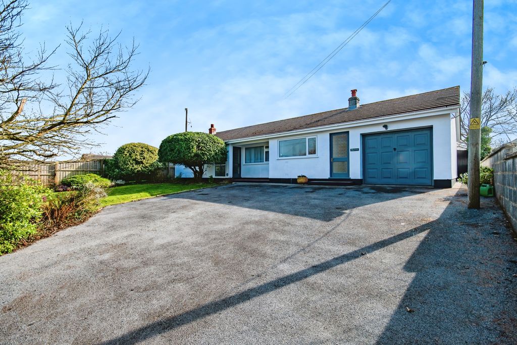 Property photo 1 of 19 Photography