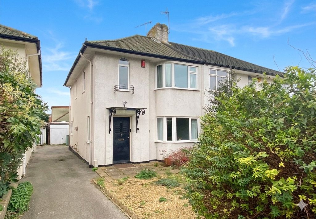 Property photo 1 of 13 Picture No. 18