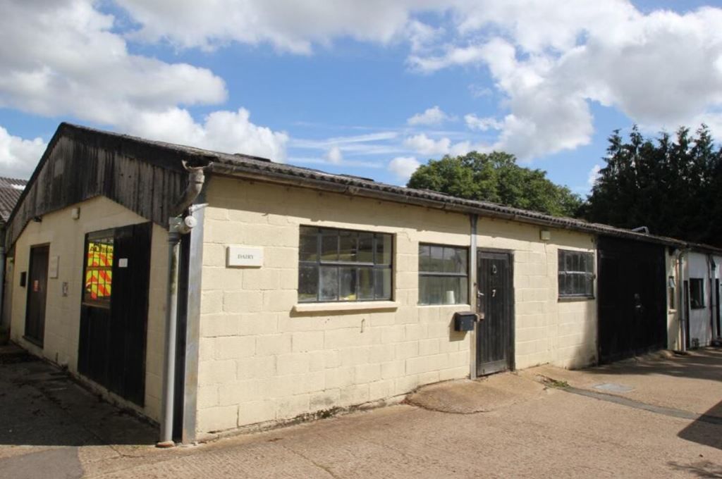 Property photo 1 of 4 Photo 4