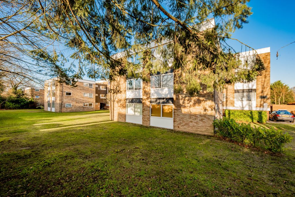 Property photo 1 of 11