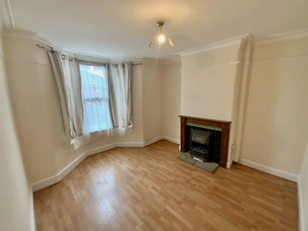 Property photo 3 of 17 Img_5073.Jpeg