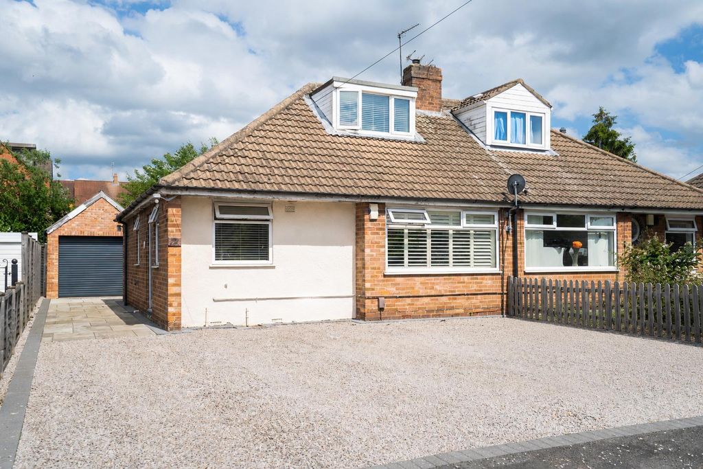 Property photo 1 of 15 External