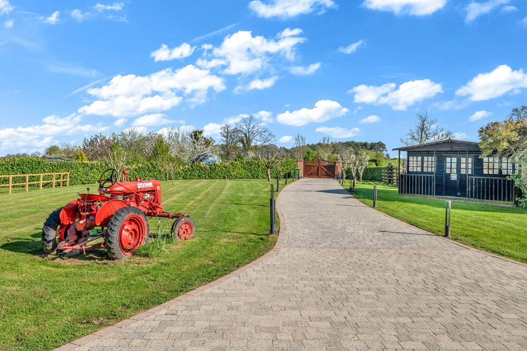 Property photo 1 of 56