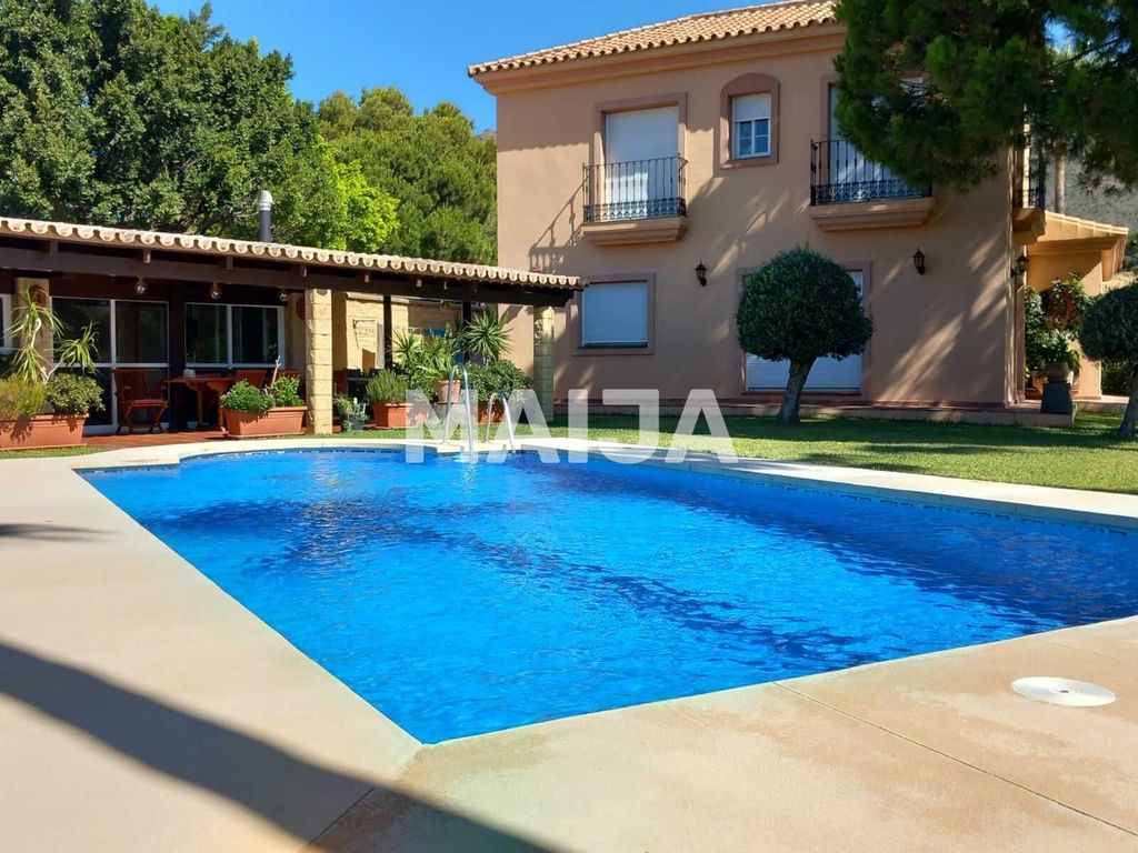 Property photo 1 of 19