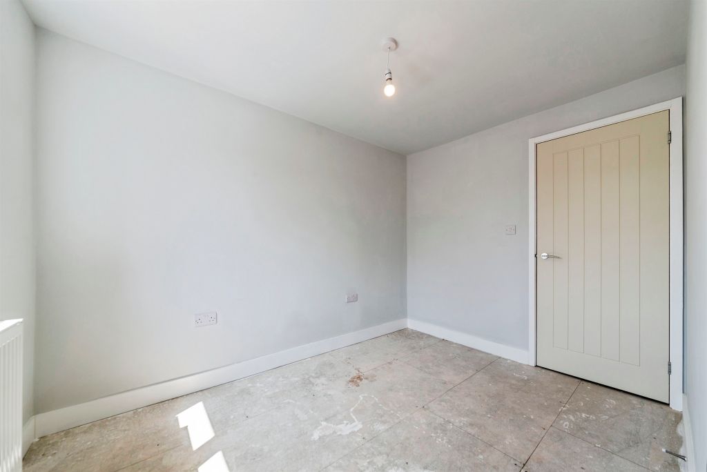 Property photo 2 of 17 Image