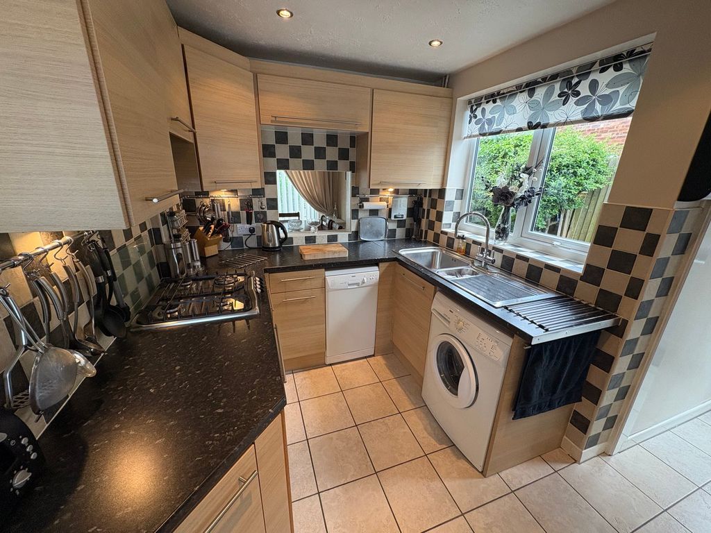 Property photo 3 of 13
