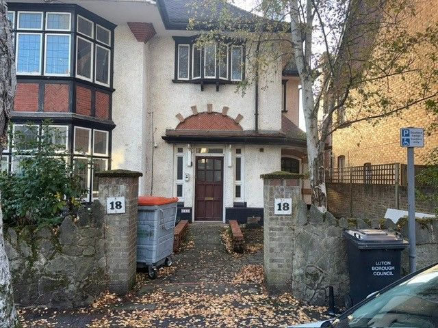 Property photo 1 of 9