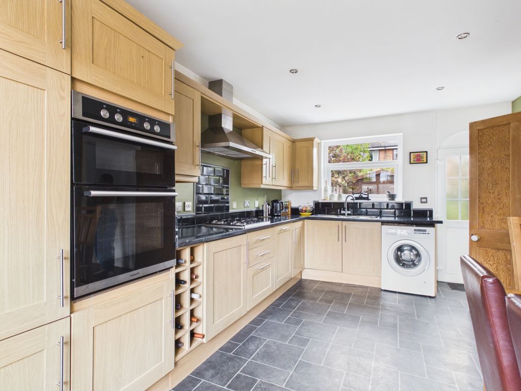 Property photo 2 of 10 Kitchen Diner