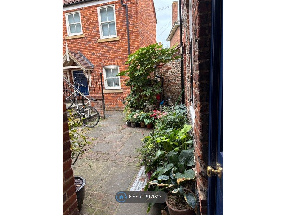 Property photo 3 of 10