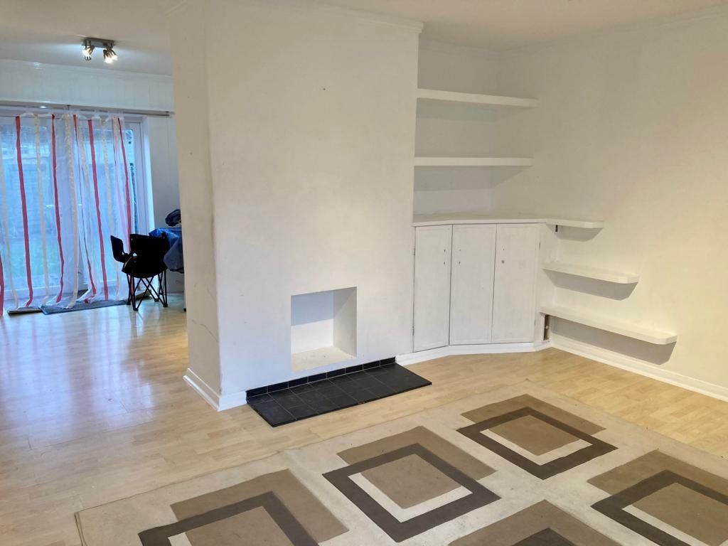 Property photo 3 of 9