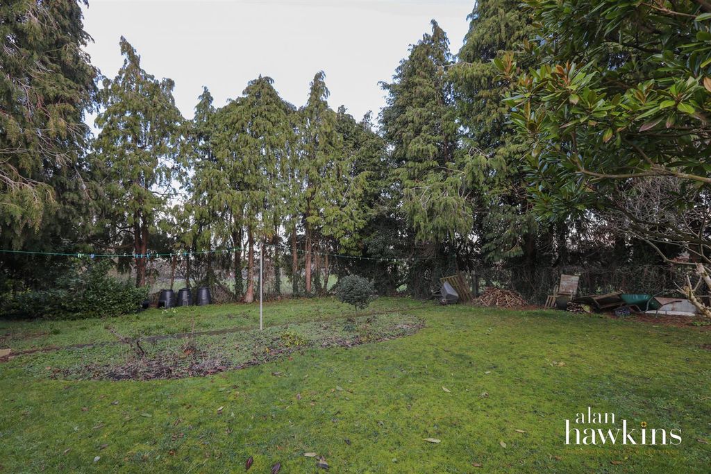 Property photo 2 of 16 Ahea0236.Jpg