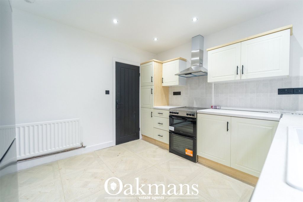 Property photo 3 of 21 Picture No. 17